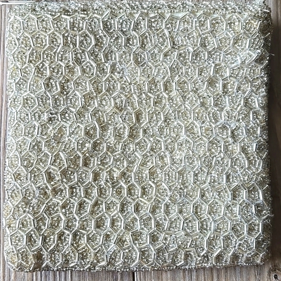 Vintage Beaded Shoulder Bag - Picture 4 of 8